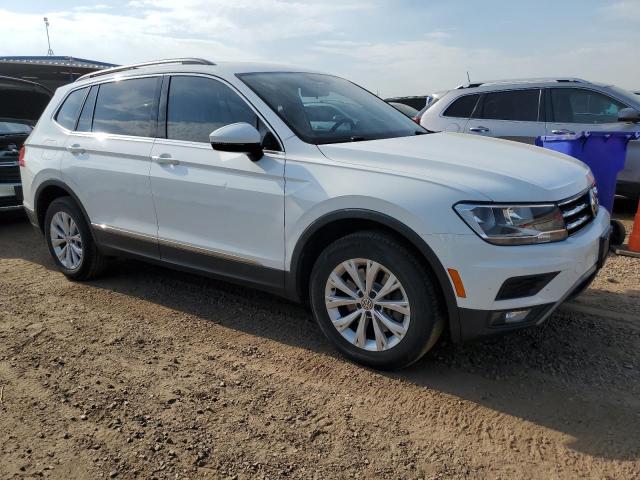3VV2B7AX8JM037868 - 2018 VOLKSWAGEN TIGUAN SE Blanco foto 4