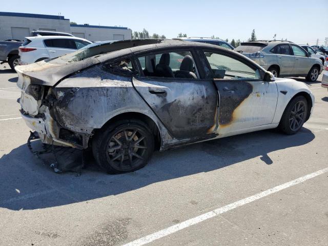 5YJ3E1EA8PF517449 - 2023 TESLA MODEL 3 WHITE photo 3
