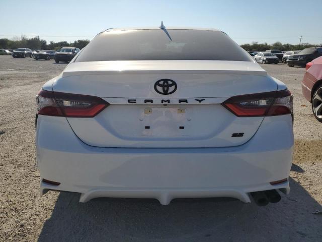 4T1G11AK2PU784505 - 2023 TOYOTA CAMRY SE NIGHT SHADE WHITE photo 6