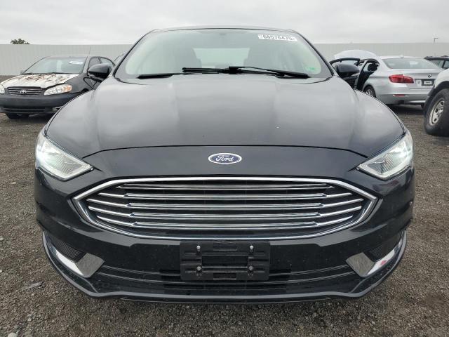 3FA6P0HD6JR283962 - 2018 FORD FUSION SE Սև լուսանկար 5