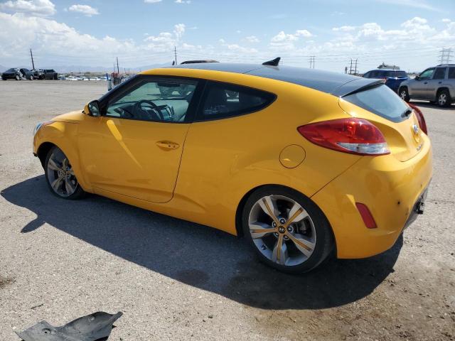 KMHTC6AD2FU241855 - 2015 HYUNDAI VELOSTER YELLOW photo 2