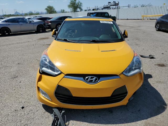 KMHTC6AD2FU241855 - 2015 HYUNDAI VELOSTER YELLOW photo 5