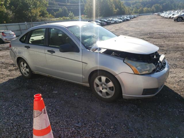 1FAHP34NX8W248888 - 2008 FORD FOCUS S/SE SILVER photo 4