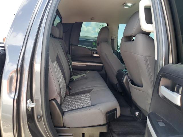 5TFUY5F18MX989332 - 2021 TOYOTA TUNDRA DOUBLE CAB SR/SR5 CHARCOAL photo 10