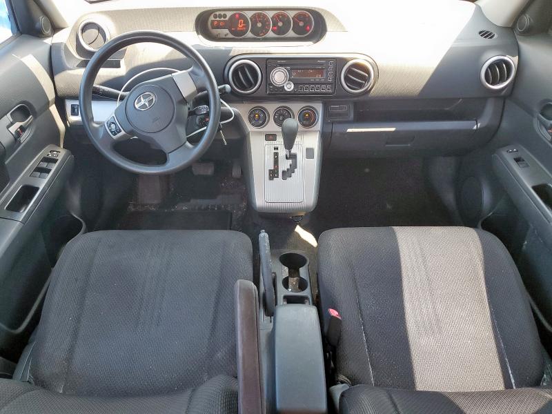 JTLZE4FE9A1109480 - 2010 TOYOTA SCION XB SILVER photo 8