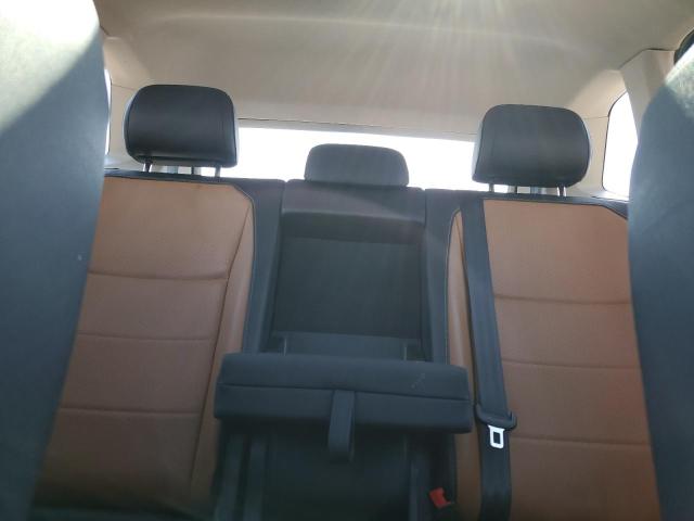 3VV2B7AX0KM128828 - 2019 VOLKSWAGEN TIGUAN SE 黑色 照片 10