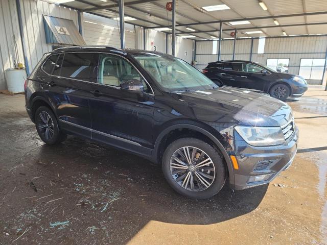 3VV2B7AX0KM128828 - 2019 VOLKSWAGEN TIGUAN SE 黑色 照片 4