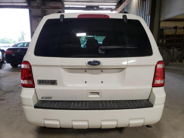 1FMCU9D77BKA27700 - 2011 FORD ESCAPE XLT WHITE photo 6