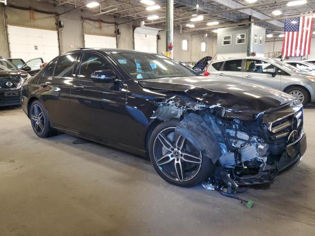 WDDZF6JB6LA707066 - 2020 MERCEDES-BENZ E 450 4MATIC BLACK photo 4