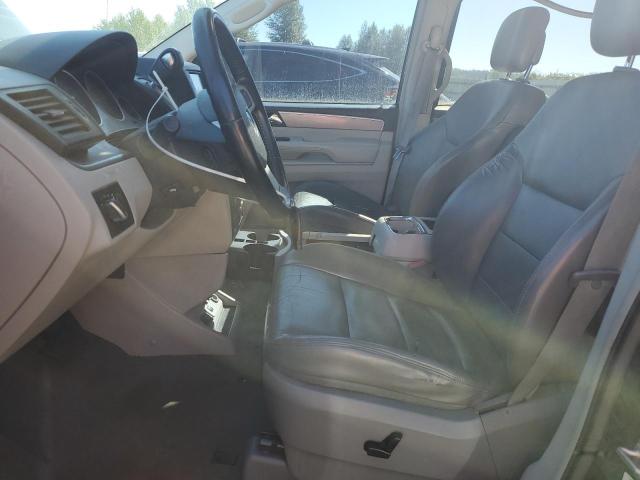 2V4RW6DX1AR296160 - 2010 VOLKSWAGEN ROUTAN SEL Черный фото 7