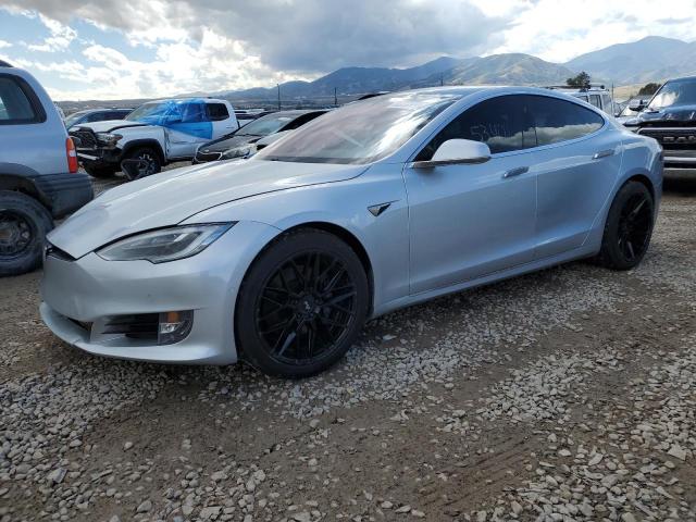 5YJSA1E21HF194024 - 2017 TESLA MODEL S Արծաթագույն լուսանկար 1