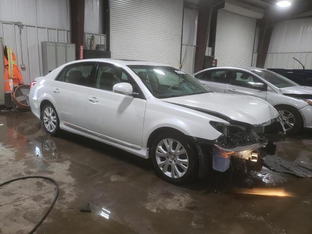 4T1BK3DBXBU437687 - 2011 TOYOTA AVALON BASE WHITE photo 4