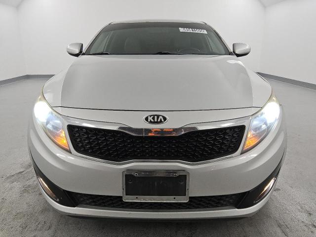5XXGM4A70DG122576 - 2013 KIA OPTIMA LX 银色 照片 5