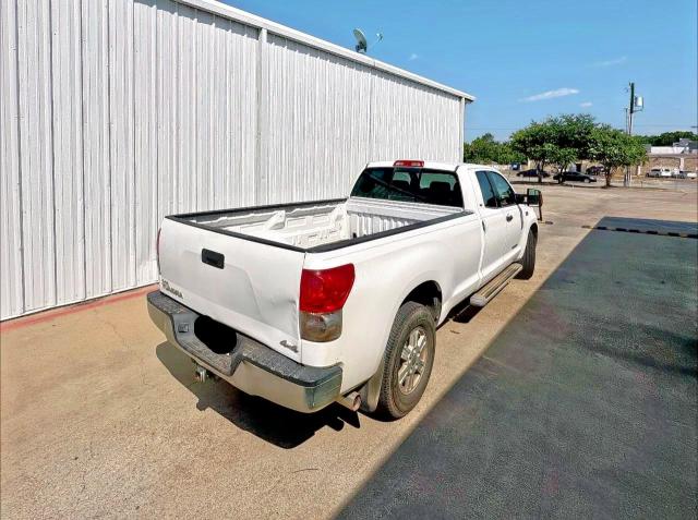 5TFCV54167X004537 - 2007 TOYT TUNDRA DOUBLE CAB SR5 WHITE photo 4