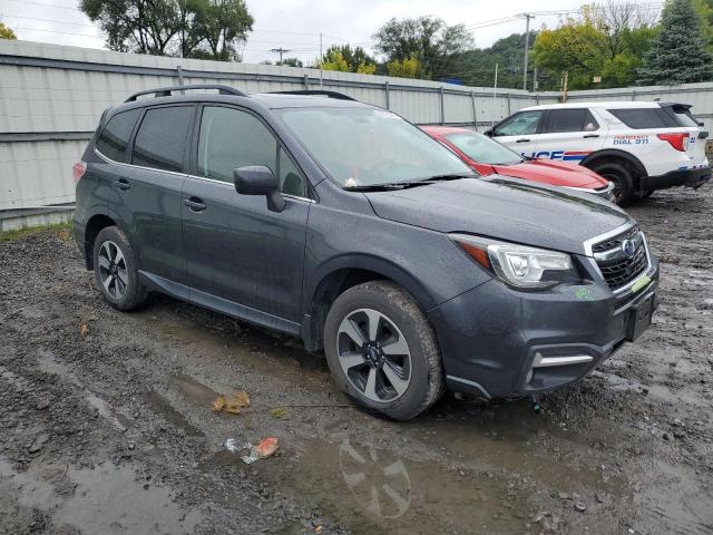 JF2SJARC7JH598388 - 2018 SUBARU FORESTER 2.5I LIMITED TEAL photo 4