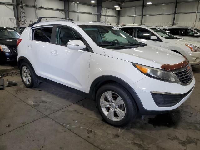 KNDPB3A25C7304916 - 2012 KIA SPORTAGE BASE WHITE photo 4