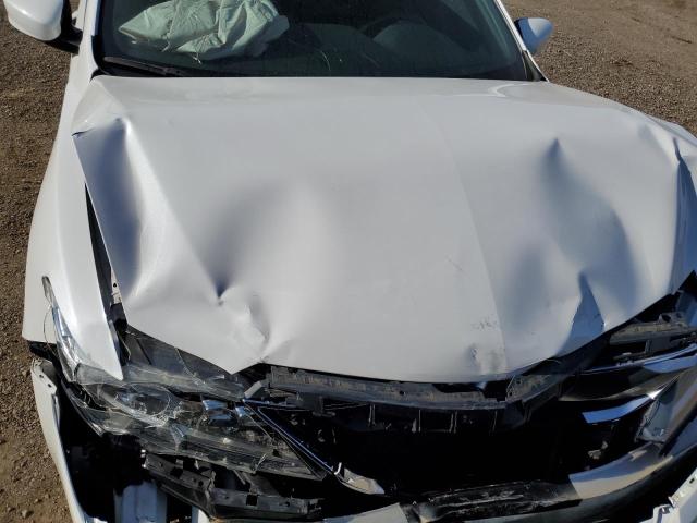 19UDE2F82HA007762 - 2017 ACURA ILX PREMIUM TECH WHITE photo 11