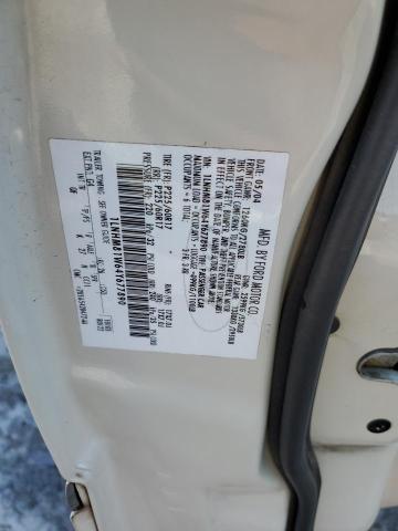 1LNHM81W64Y677890 - 2004 LINCOLN TOWN CAR EXECUTIVE WHITE photo 12