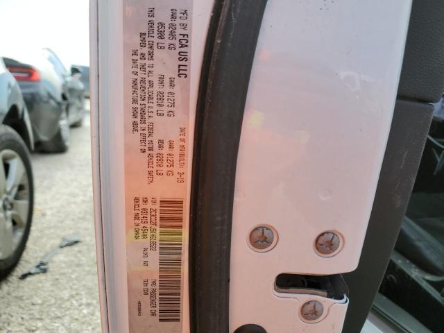 2C3CDZFJ5KH618522 - 2019 DODGE CHALLENGER R/T SCAT PACK WHITE photo 12