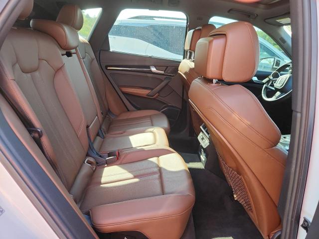 WA1CNAFY9K2086458 - 2019 AUDI Q5 PRESTIGE WHITE photo 11