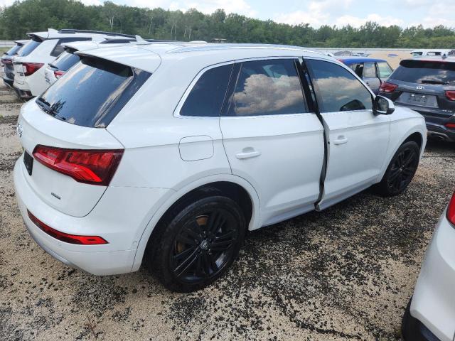 WA1CNAFY9K2086458 - 2019 AUDI Q5 PRESTIGE WHITE photo 3