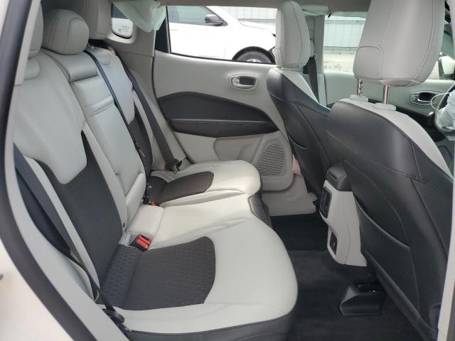 3C4NJCBB3JT468182 - 2018 JEEP COMPASS LATITUDE WHITE photo 11