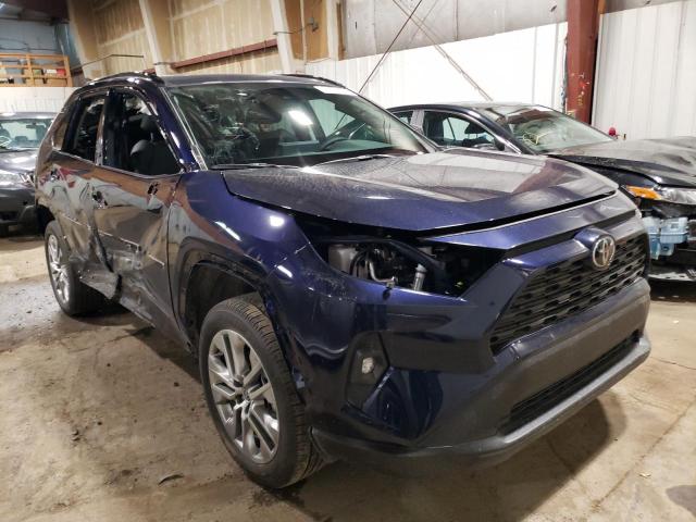 2T3A1RFV5PW382069 - 2023 TOYOTA RAV4 XLE PREMIUM BLUE photo 4