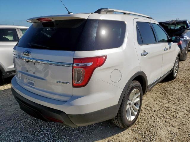 1FM5K7D83EGA68778 - 2014 FORD EXPLORER X WHITE photo 4