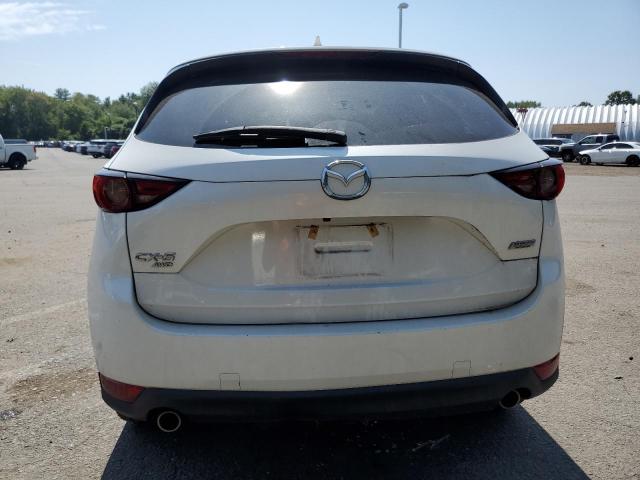 JM3KFBDM2K1554578 - 2019 MAZDA CX-5 GRAND TOURING WHITE photo 6