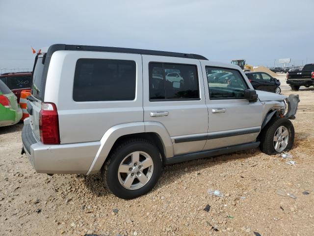 1J8HH48KX8C155473 - 2008 JEEP COMMANDER SPORT Silber Foto 3