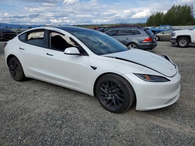 5YJ3E1EA1SF011079 - 2025 TESLA MODEL 3 WHITE photo 4