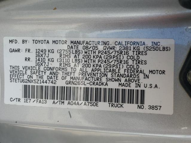 5TETU62NX5Z144742 - 2005 TOYOTA TACOMA PRERUNNER ACCESS CAB SILVER photo 12
