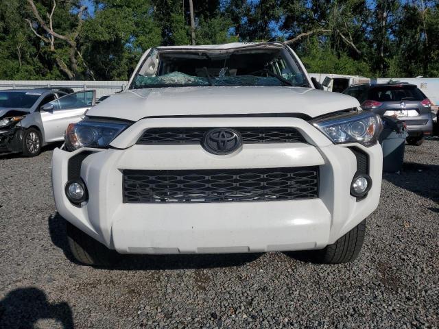 JTEZU5JR3K5209580 - 2019 TOYOTA 4RUNNER SR5 أبيض صورة 5