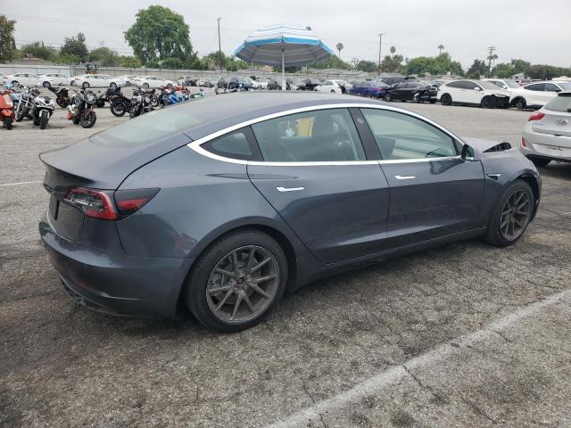 5YJ3E1EA2KF396328 - 2019 TESLA MODEL 3 GRAY photo 3
