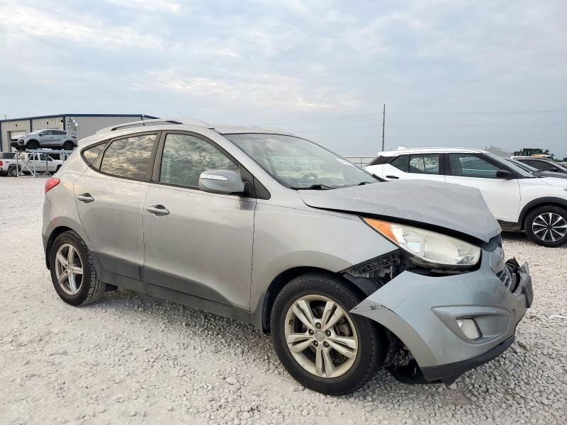 KM8JU3AC2DU653202 - 2013 HYUNDAI TUCSON GLS GRAY photo 4