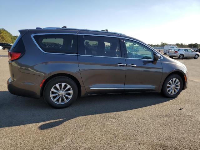 2C4RC1BG9JR356176 - 2018 CHRYSLER PACIFICA TOURING L GRAY photo 3