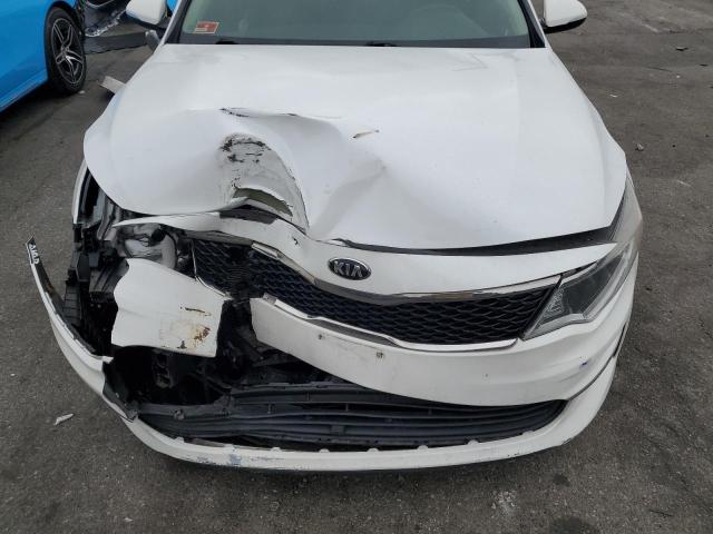 5XXGT4L34JG220440 - 2018 KIA OPTIMA LX 白色 照片 11