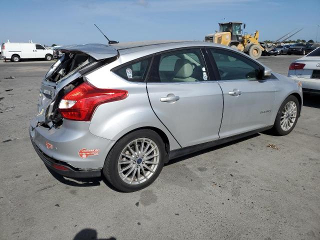 1FADP3R45DL353574 - 2013 FORD FOCUS BEV SILVER photo 3