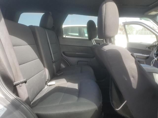 1FMCU0D74BKC41765 - 2011 FORD ESCAPE XLT GRAY photo 11
