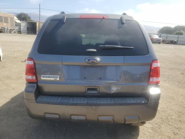 1FMCU0D74BKC41765 - 2011 FORD ESCAPE XLT GRAY photo 6