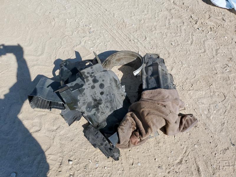 5YFBU4EE8DP143153 - 2013 TOYOTA COROLLA BASE فضي صورة 12