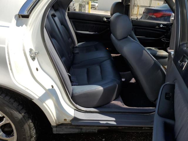 JH4KA7663MC010843 - 1991 ACURA LEGEND L WHITE photo 10