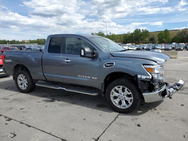 1N6AA1C48JN505601 - 2018 NISSAN TITAN XD SV GRAY photo 4