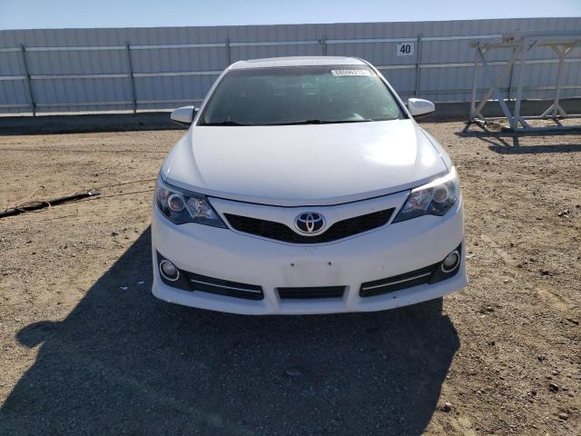 4T1BK1FK9CU503312 - 2012 TOYOTA CAMRY LE SE WHITE photo 5