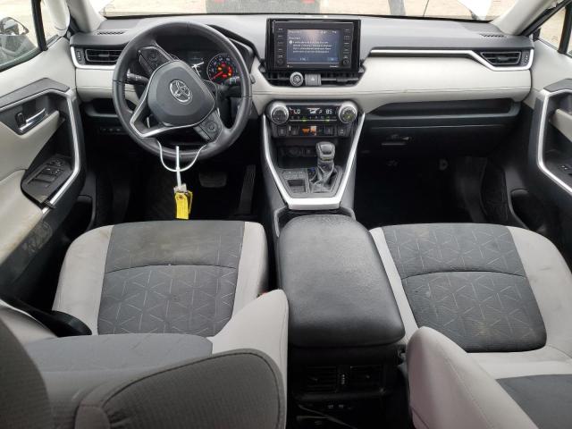 2T3W1RFV6LC044018 - 2020 TOYOTA RAV4 XLE SILVER photo 8