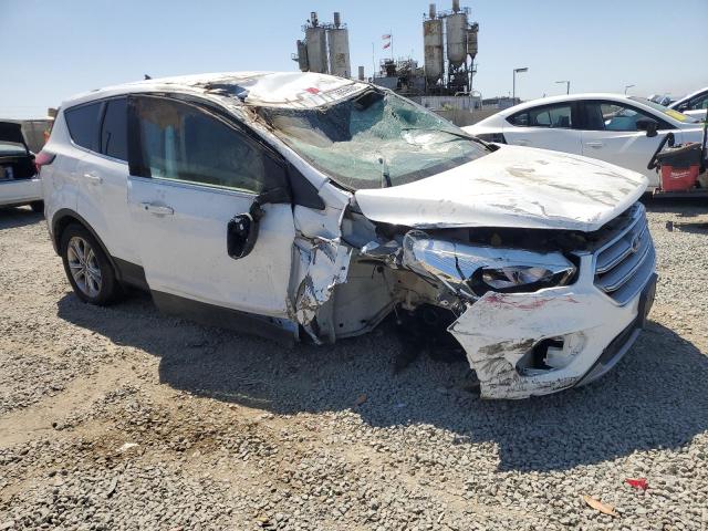 1FMCU0GD3KUA63773 - 2019 FORD ESCAPE SE WHITE photo 4