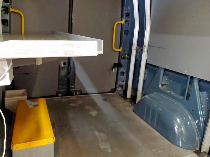 WD3PE7CD2JP631598 - 2018 MERCEDES-BENZ SPRINTER 2500 ორფეროვანი ფოტო 10