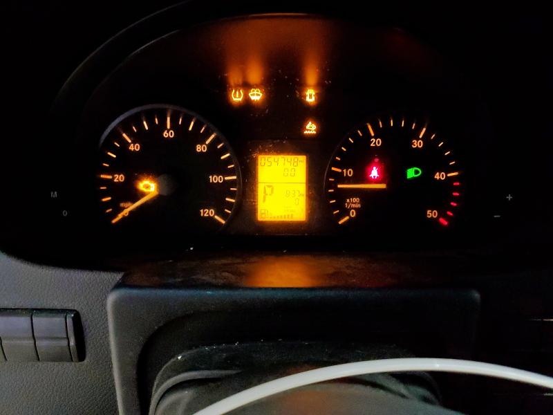 WD3PE7CD2JP631598 - 2018 MERCEDES-BENZ SPRINTER 2500 ორფეროვანი ფოტო 9