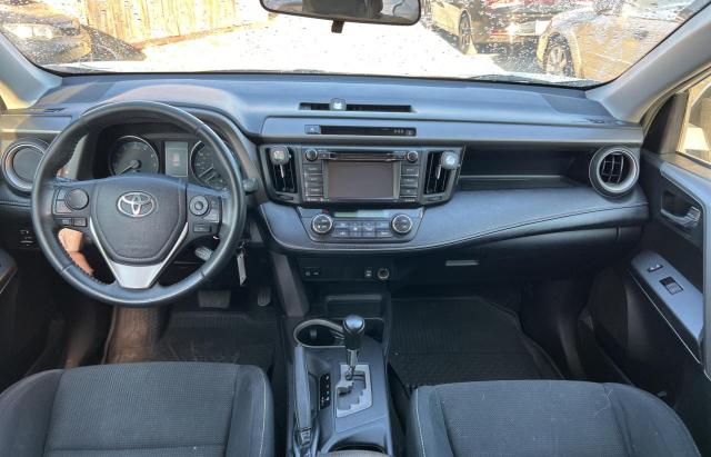 2T3RFREV0HW656849 - 2017 TOYOTA RAV4 XLE WHITE photo 9