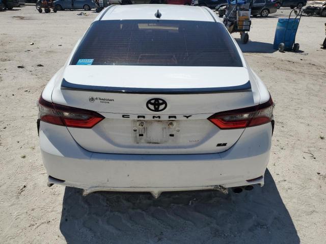 4T1T11AK7NU033184 - 2022 TOYOTA CAMRY SE 白色 照片 6